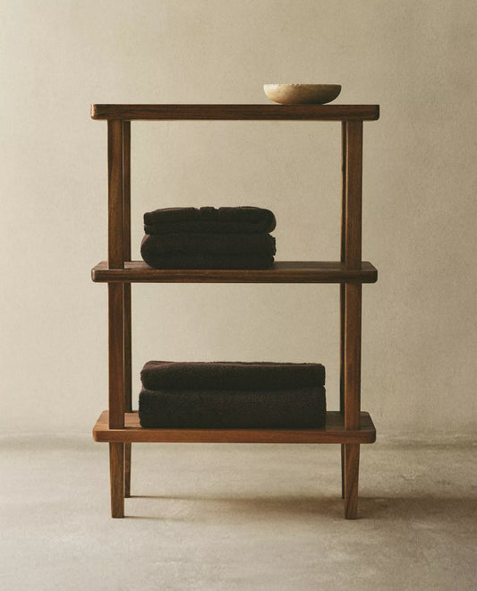 Wooden shelve unit