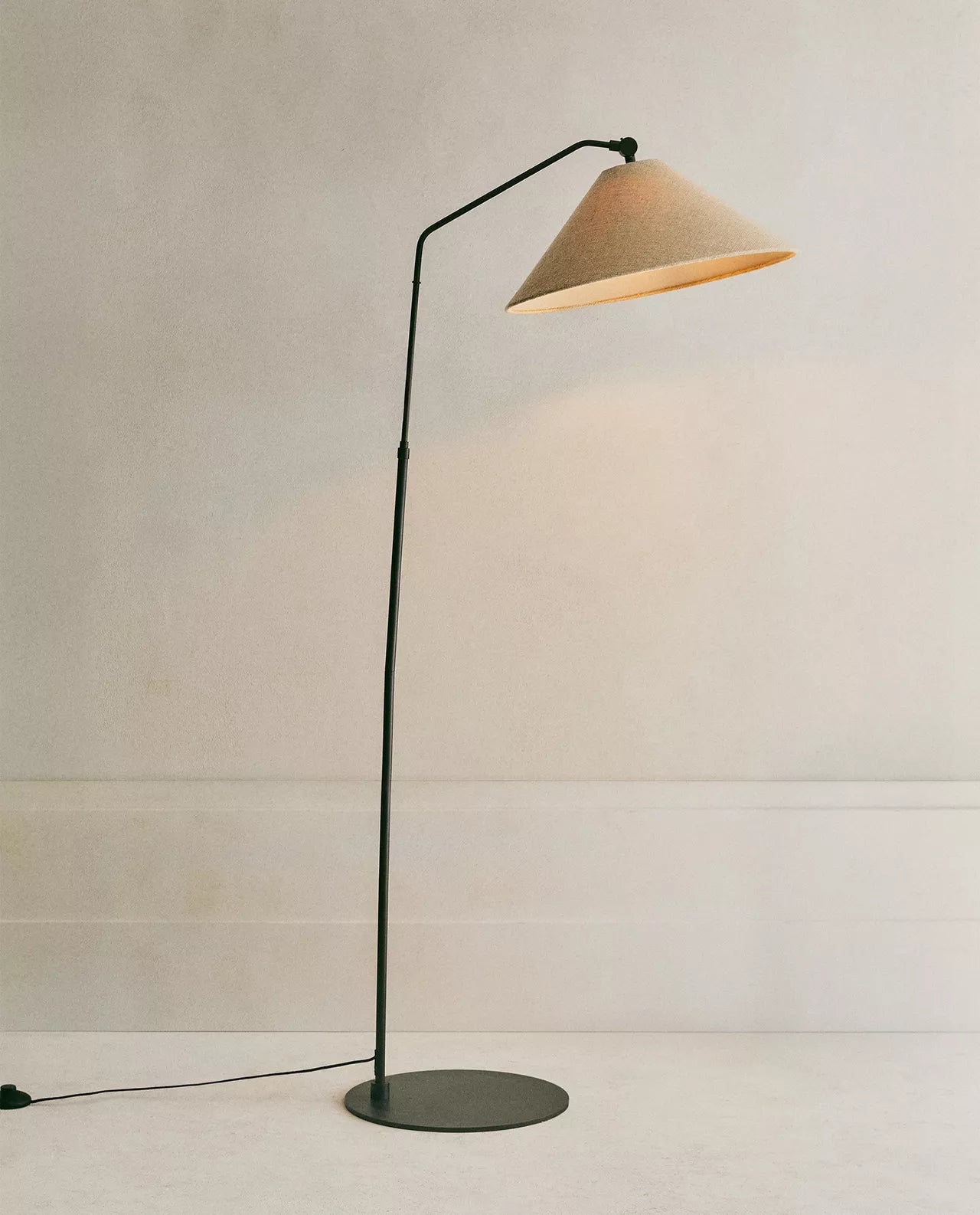 Metal floor lamp